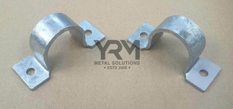 YRM253 - Heavy Duty Galvanised Anti Roll Bar Clamp - Comes as a Pair - 2 Hole Style - Defender, Discovery 1 and Range Rover Classic Image 1