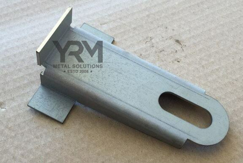 YRM069 - Rear Crossmember Exhaust Hanger for Land Rover Defender Image 2