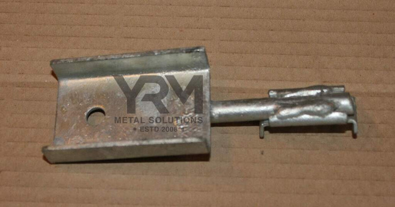 YRM016A - Heavy Duty Galvanised Exhaust Bracket for Land Rover Defender - 2.5 NA/TD & 200TDI Right Hand Side Chassis - By YRM Metal Image 1