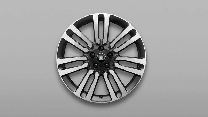 LR153238 - 21" Style 7021 Diamond Turned with Vice Dark Grey Contrast - Alloy Wheel for Range Rover L460 and Range Rover Sport L461 - Genuine Land Rover Image 1