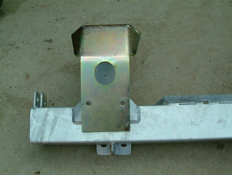 GL1122 - Track Rod Guard by Gwyn Lewis - Defender, Discovery 1, Range Rover Classic Image 7