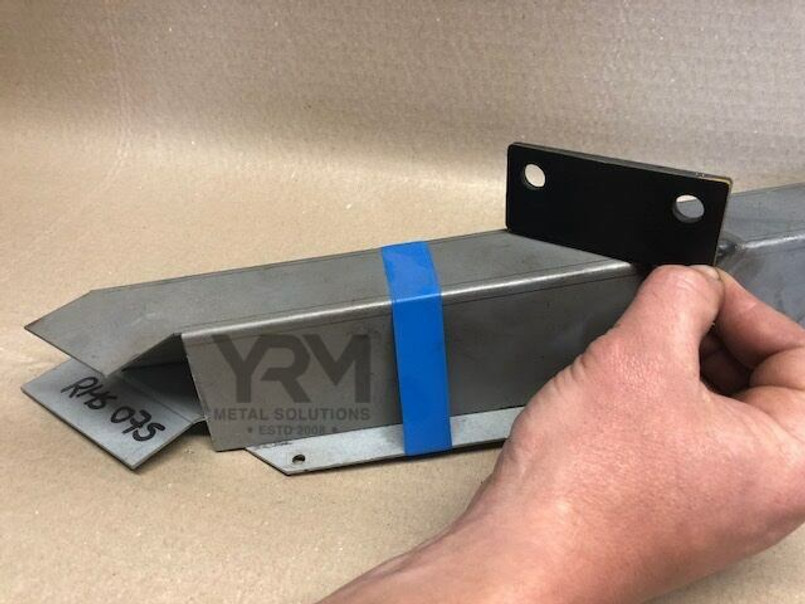 YRM1914 - C Post to Body Rubber Gasket - Land Rover Defender Image 2