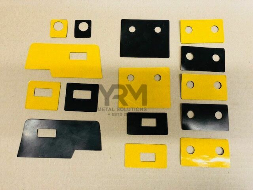 YRM1918A - Body to Chassis Rubber Gasket Kit - Land Rover Defender 90 Pre Td5 Image 1