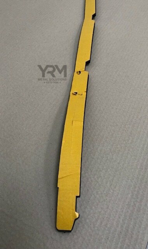 YRM1925 - Bulkhead to Windscreen Seal - For Land Rover Defender & Series 3 Image 3