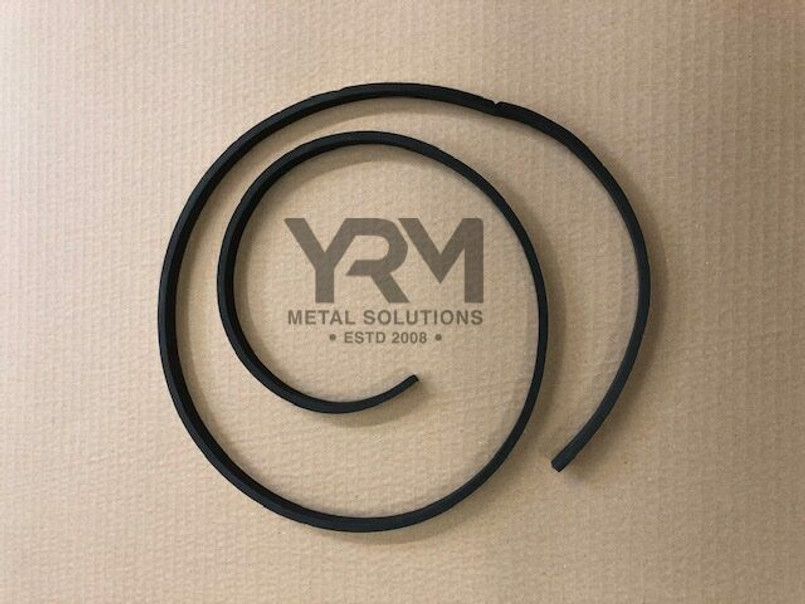 YRM1929 - Outer Windscreen to Roof Assembly Seal - Land Rover Defender Image 2