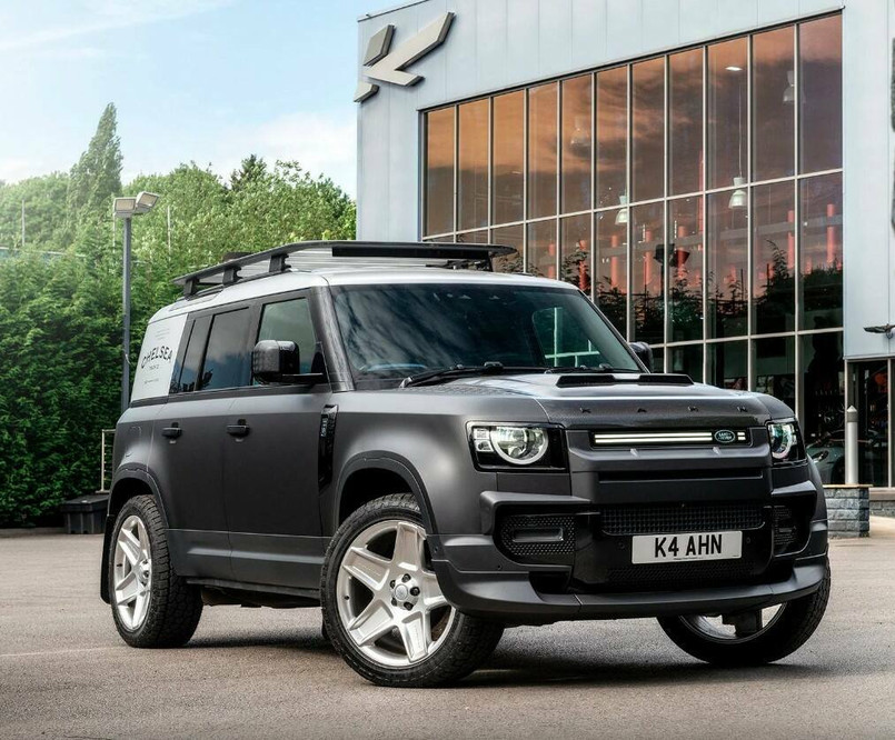 EFCLD2GB - LED Light Bar Grille for 2020 Land Rover Defender by Chelsea Truck Co. Image 2