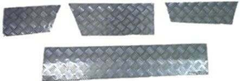LRD304S-3 - Land Rover Discovery 1 Side Skirt Protection Set - 3mm Chequer Plate - Satin Silver Finish Image 1