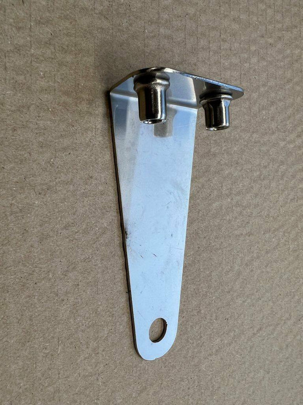 YRM445 - Horn Mounting Bracket with Fixings - Land Rover Defender 1983-2006 Image 3