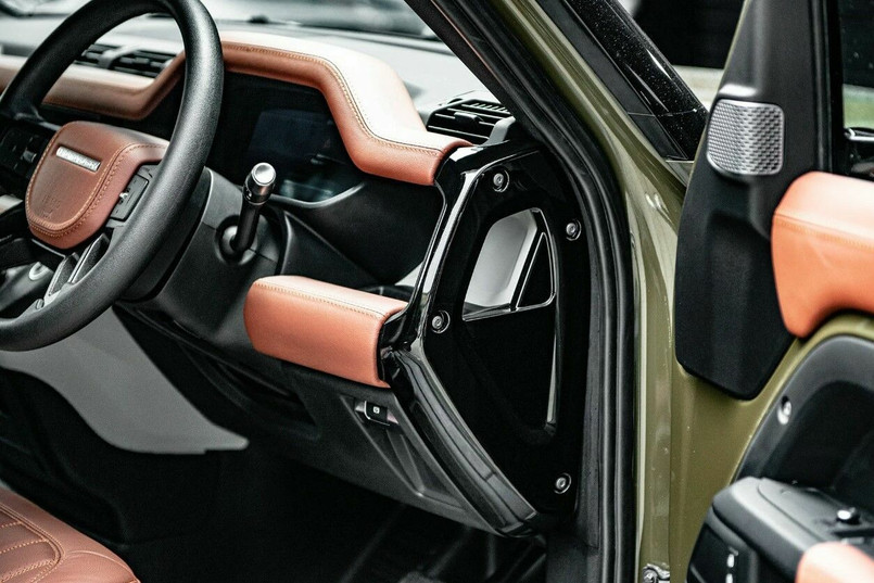 LRD2SCFDB - Dashboard End Finishing Trim in Gloss Black for 2020 Land Rover Defender by Chelsea Truck Company Image 9