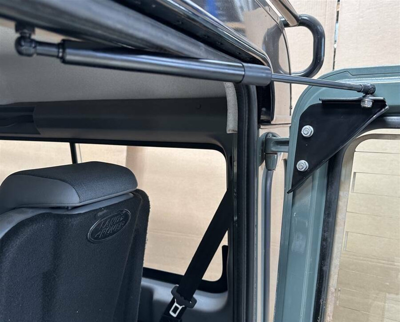 JWP1205 - Top Mount Rear Tailgate Door Gas Strut Stay Kit for Land Rover Defender 1983-2016 Image 2