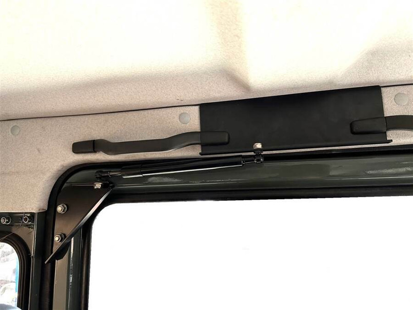 JWP1205 - Top Mount Rear Tailgate Door Gas Strut Stay Kit for Land Rover Defender 1983-2016 Image 3