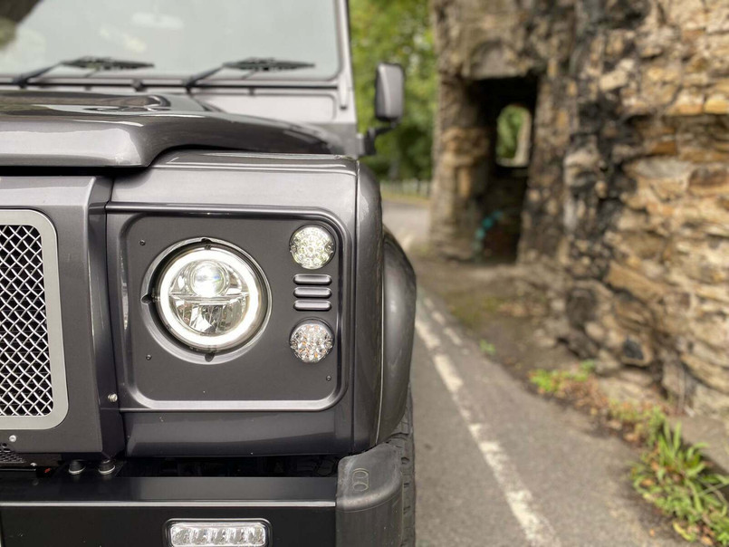 S7196LED - Pair of Chrome LED Headlamps with DRL/Indicator by Wipac - UK / Right Hand Drive - Land Rover Defender Image 3