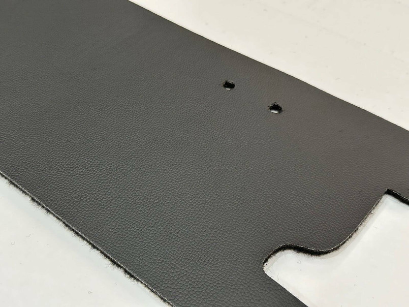 LRI-TDCI2ND - Moulded Rubber Matting for 2nd Row - Land Rover Defender 110 - Puma 2.2 & 2.4 TDCI - by Lucari Image 2