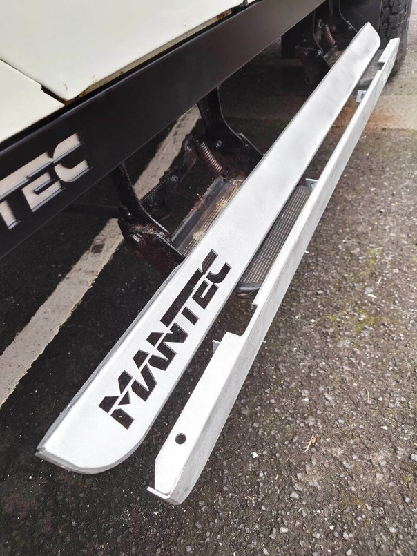 LRC1820 - Heavy Duty Aluminium Sills for Land Rover Defender 90 - by Mantec - One Piece Design with Stainless Steel Fixings (Image Shows Pair on 110)  *********SPECIAL OFFER LIMITED TIME ONLY********* Image 10