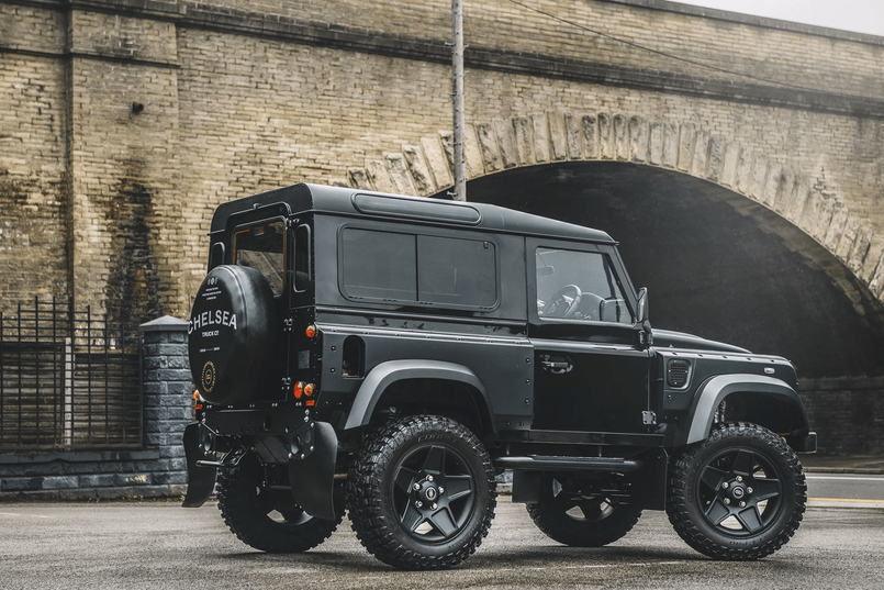 WACMF9251V1C - Land Rover Defender (1991-2016) Mondial Retro 20"x9" Light Alloy Wheel by Chelsea Truck Company Image 2