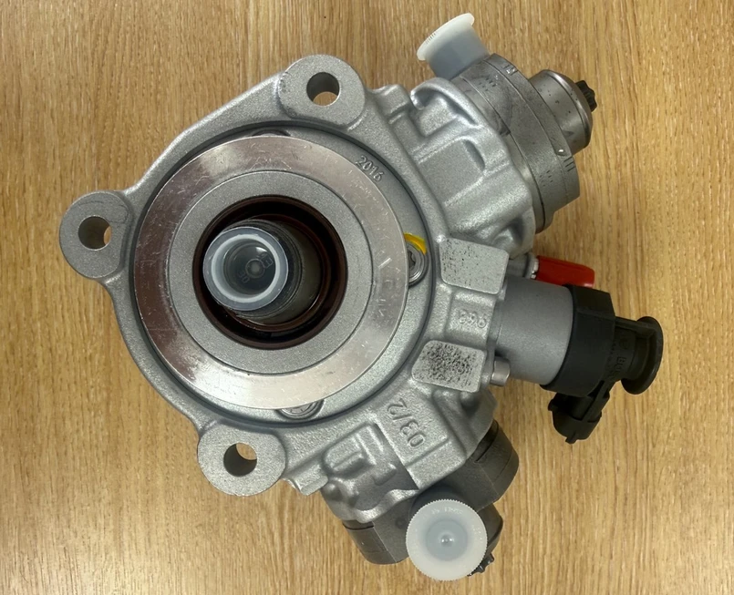 LR061536 - Fuel Injection Pump for 4.4 TDV8 - Range Rover L405 and Range Rover Sport L494 Image 5