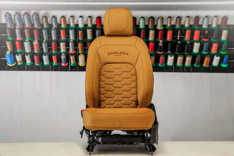 LRDEF110CSLI2 - Comfort Leather Front and Rear Seat Set - Defender 110 2020 - Clam Shell Design - Chelsea Truck Company Image 6