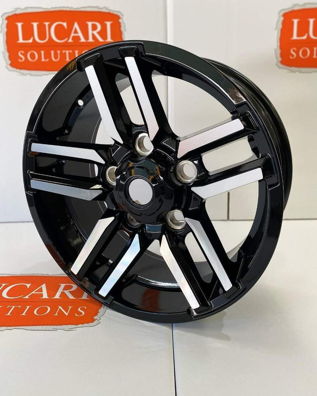 DUALXTR2 - Dual Finish Black XTR2 Alloy Wheel 18x8 ET10 by Lucari - Land Rover Defender 90 and 110 Image 1