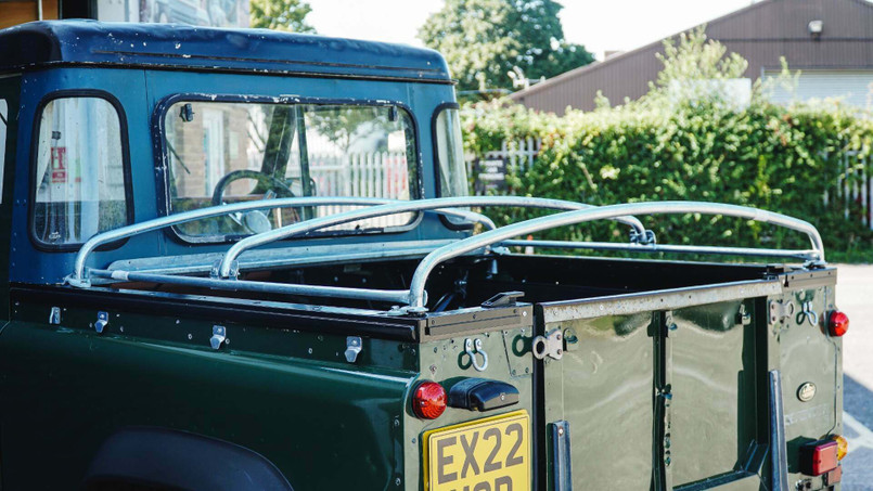 EXT2901 - PVC Tonneau Cover Kit - Land Rover 109 Series III and 110 Pick Up - by Exmoor Trim - multiple colours available Image 4