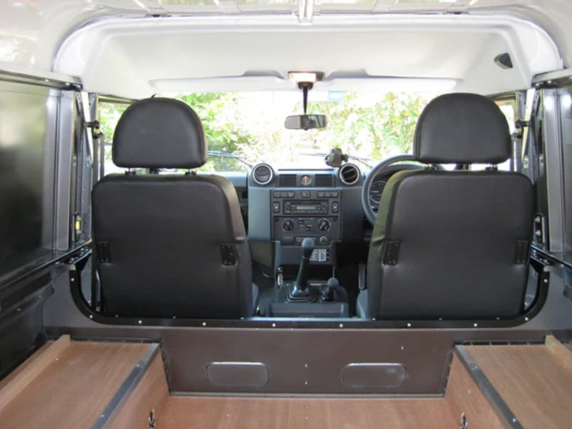 MUD-0004 - Land Rover Defender Bulkhead Removal Bar - by MUD UK Image 2
