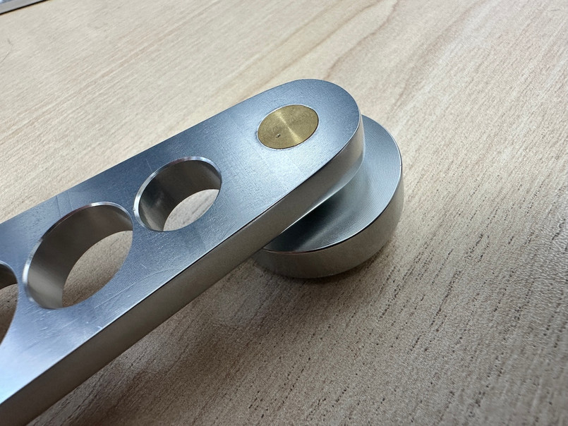 LRC2879 - Retro Window Winder Handles for Land Rover Defender - in Aluminium - Fits from 1994 Image 2