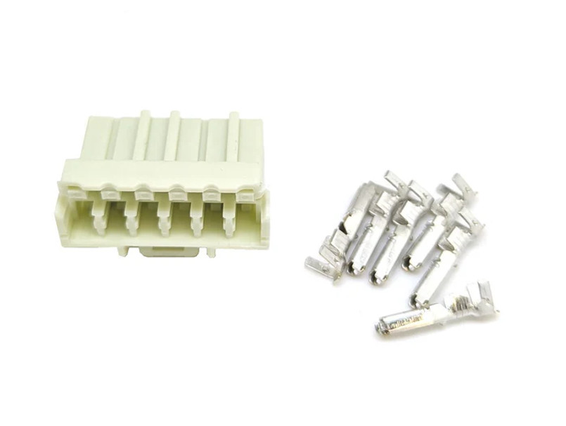 YUF101880KIT - Electric Window Switch - For Defender and Freelander 1 - Alternative to YUF101521LNF Image 2