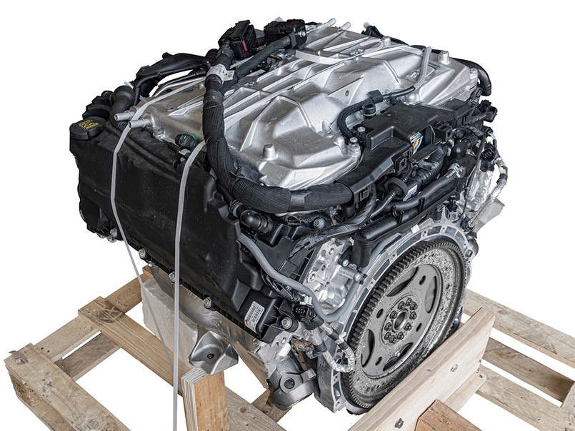 DA5315 - 5.0L SGDI Super Charged V8 Engine - New - Range Rover L405 (2013 - 2022) & Range Rover Sport L494 (2014 - 2022) Image 1