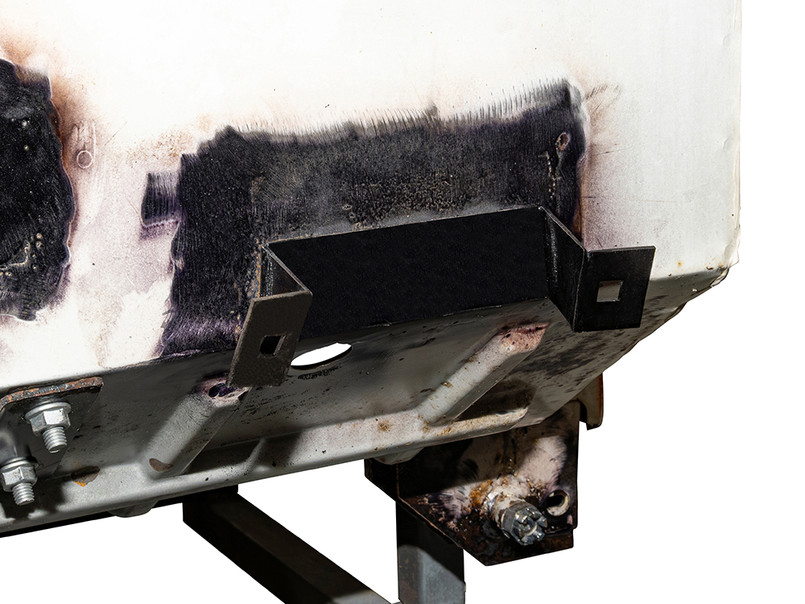 DA5377N - Footwell to Inner Wing Bracket - Left Hand Side - Defender / Series 2 / Series 2A / Series 3 Image 2