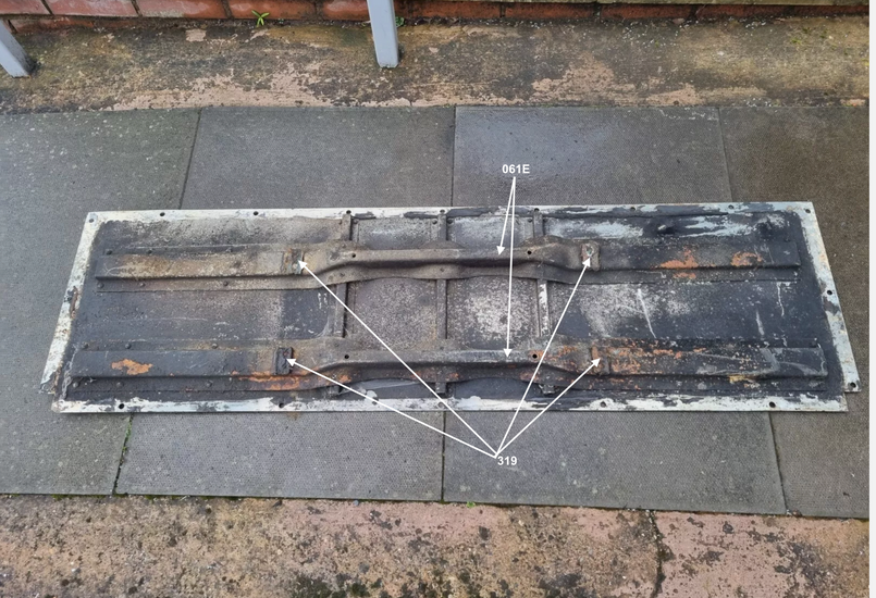 YRM061E - 2nd Row Underfloor Support Strut Heavy Duty Galvanised - Fits Land Rover Series 2/2A/3 - By YRM Metal Image 3