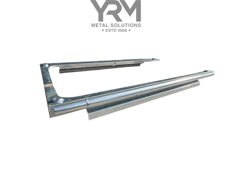 YRM158H - Pair of Galvanised Cappings - Series 2, 2A and 3 109" Staion Wagon 5 Door - by YRM Image 3