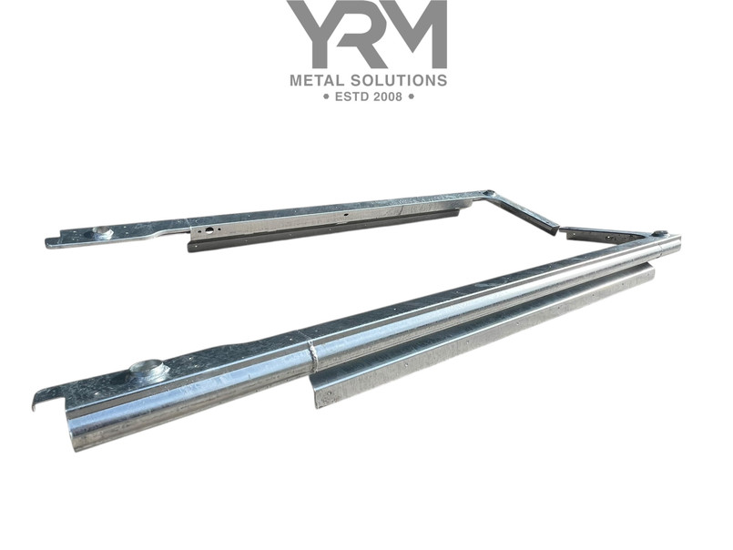 YRM158H - Pair of Galvanised Cappings - Series 2, 2A and 3 109" Staion Wagon 5 Door - by YRM Image 6