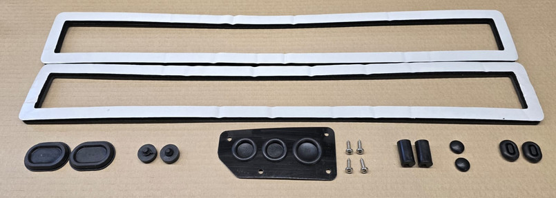 YRM1976 - Bulkhead Gaskets, Blanking Plates & Grommets Kit - Defender 1983-2006 - by YRM Image 1