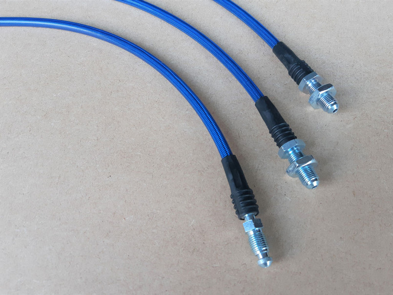 GL1228-BLUE - Extended Brake Hoses - 3 Line Kit - Defender 1999-2004 TD5 EARLY - No ABS - by Gwyn Lewis Image 3