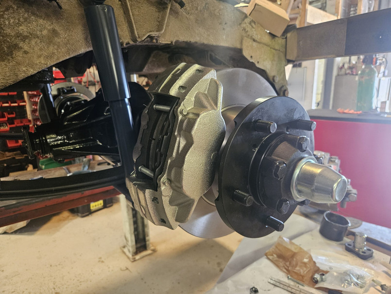 S3-Disc-Front - Front Disc Brake Conversion Kit - Land Rover Series 2/2A/3 - 88″ SWB & 109″ LWB - by LOF Image 9