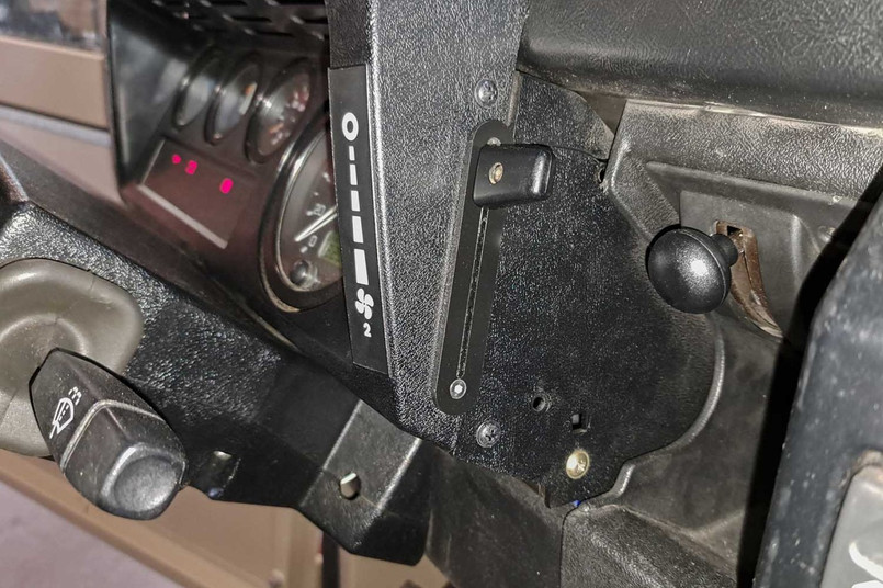 DA8536 - Electronic Blower Control for Land Rover Defender - includes Wiring Harness Image 2