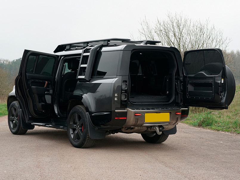 DA5754 - Car Sun Shades - Defender 130 - 2020 onwards Image 6