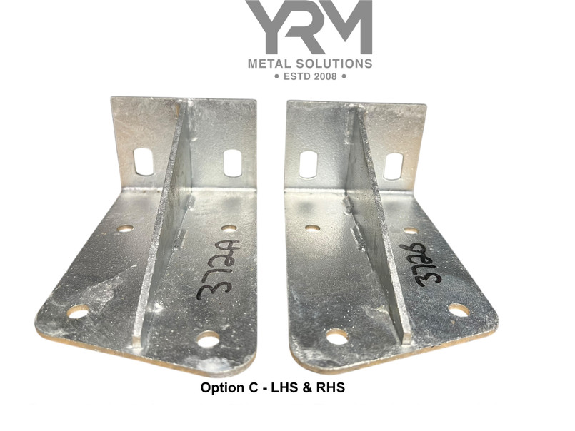 YRM372 - HDG Rear Lower Outer Body Mounting Bracket – Land Rover Defender 110 Hi-Cap Image 6