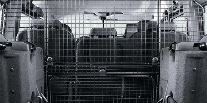 LR006447 - Full Length Dog Guard For Defender 110 5-Door (To Fit Vehicles Without Bulkhead) - For Vehicles From 2007 - Genuine Land Rover Image 2