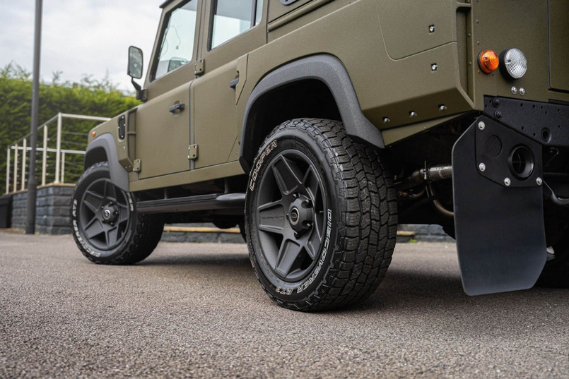 PKDEFENDERBODYKIT110 - Defender 110 Chelsea Truck Front and Rear Wide Wing Panels with Integrated Vents and Bolt Apertures Image 17