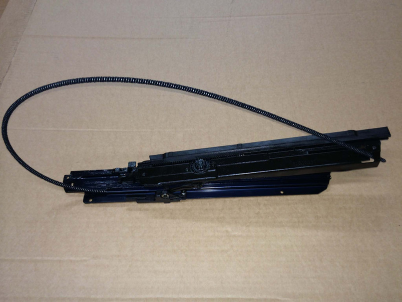EFI100021 - EFI100021 - Freelander 1 Right Hand Sunroof Rail - Genuine Land Rover - For 5-Door Models Image 1