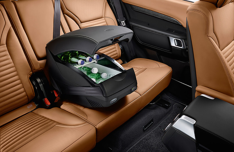 VPLVS0176 - Genuine Land Rover Centre Arm Rest with Cooler and Warmer for Food and Drinks - For Range Rover, Range Rover Sport from 2010 and Discovery & Discovery Sport Image 4