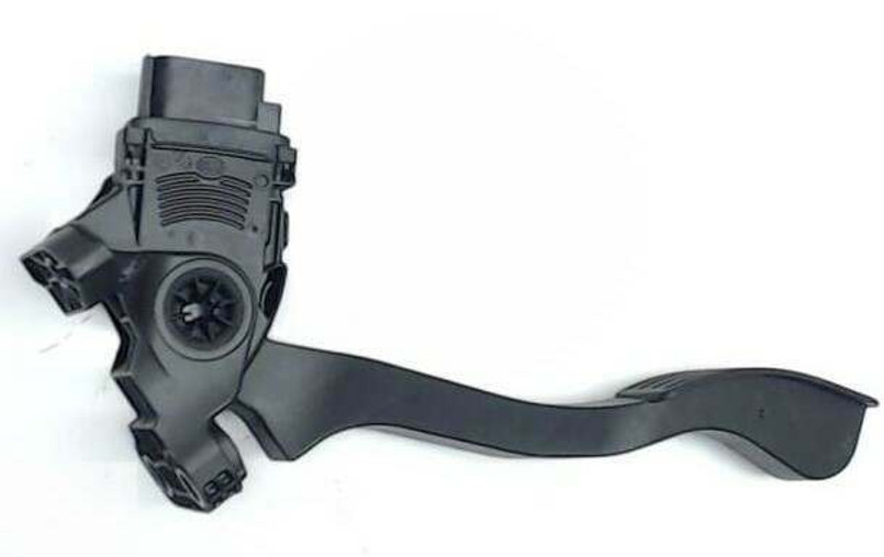 LR031903 - Accelerator Pedal Assembly - 2.2 Diesel Auto - Freelander 2 - Genuine Land Rover Image 1