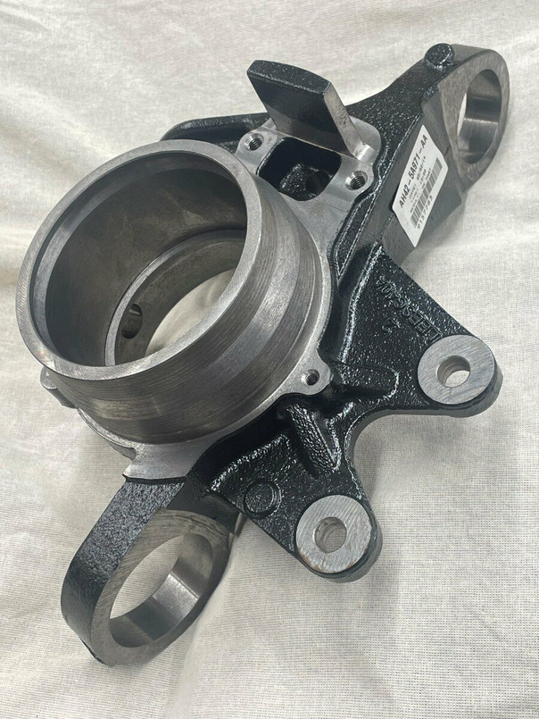 LR039925 - Left Hand Rear Wheel Knuckle for Range Rover L322 - Fits from 2009-2012 - Genuine Land Rover option available Image 1