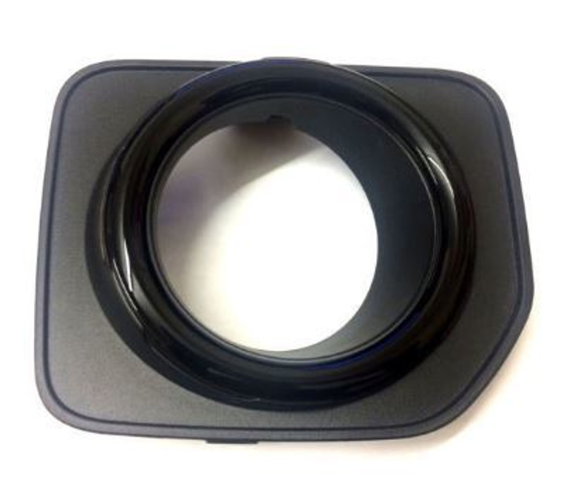 LR051338 - Discovery 4 Front Fog Lamp Bezel - Right Hand in Black Finish - Fits from 2014 Onward - Genuine Land Rover Image 1