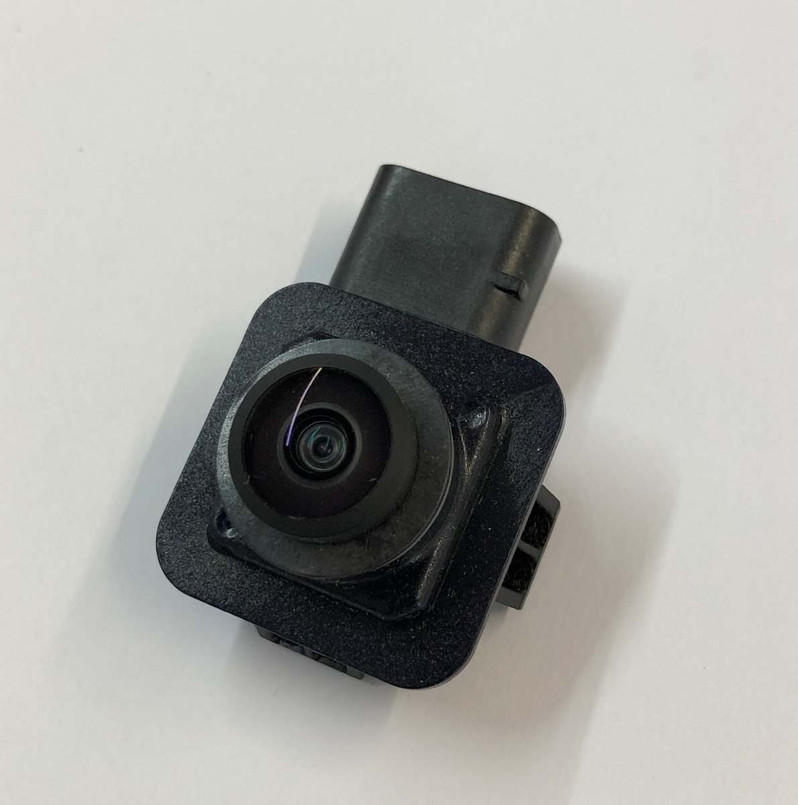 LR057764 - Tailgate Rear View Fixed Camera for Range Rover Evoque - Fits from 2014 Onwards - Genuine Land Rover Image 1