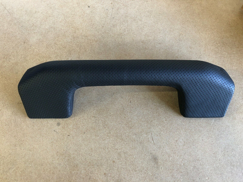 LR065362 - Passenger Grab Handle for Land Rover Defender in Ebony Leather - Fits 2007-2016 - Genuine Land Rover - As Fitted to Autobiography Image 1