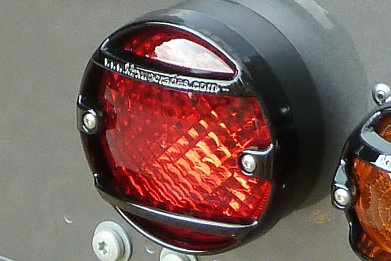 KBX-41- KBX Lamp Guards for NAS Defender - Comes as a Pair for Single Lamps - Choice of Colours Available Image 1