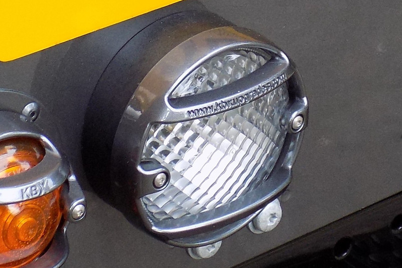 KBX-41- KBX Lamp Guards for NAS Defender - Comes as a Pair for Single Lamps - Choice of Colours Available Image 2