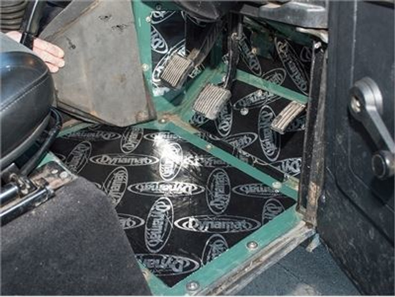 DA8094 - Dynamat Xtreme Sound Proofing for Land Rover Defender - Footwells - Fits from 1983-2006 Image 1