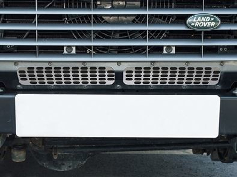 DA6551 - Defender Grille in Autobiography Style - Fits All Defenders from 2007 with Air Con Image 1